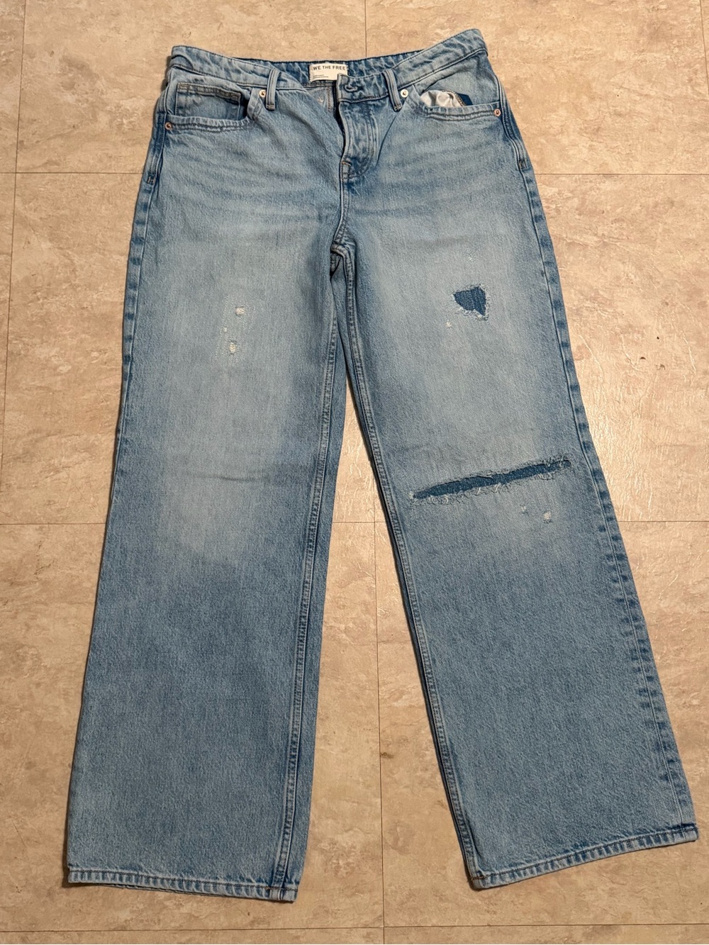 ✨ Free People We The Free Distressed Wide Leg Jeans ✨